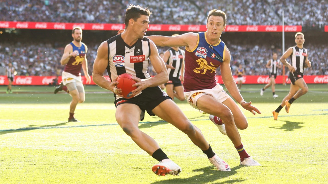How Do Sports Broadcasters Stay Up to Date on Quick Game Changes?
